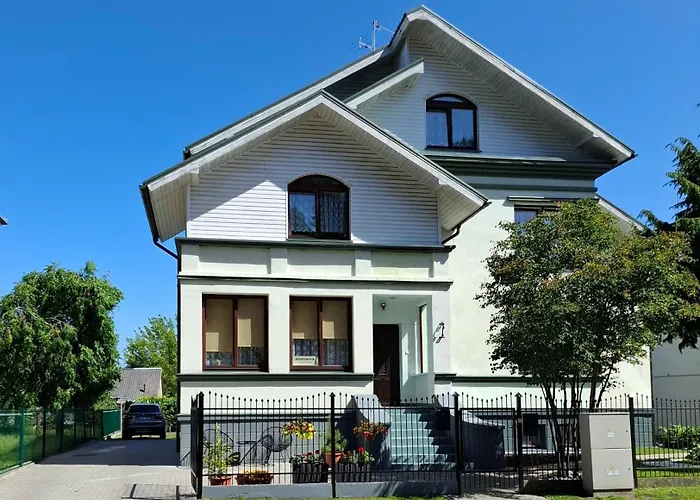 Neringa בית הארחה