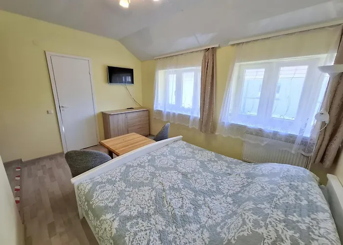 בית הארחה Neringa 3*